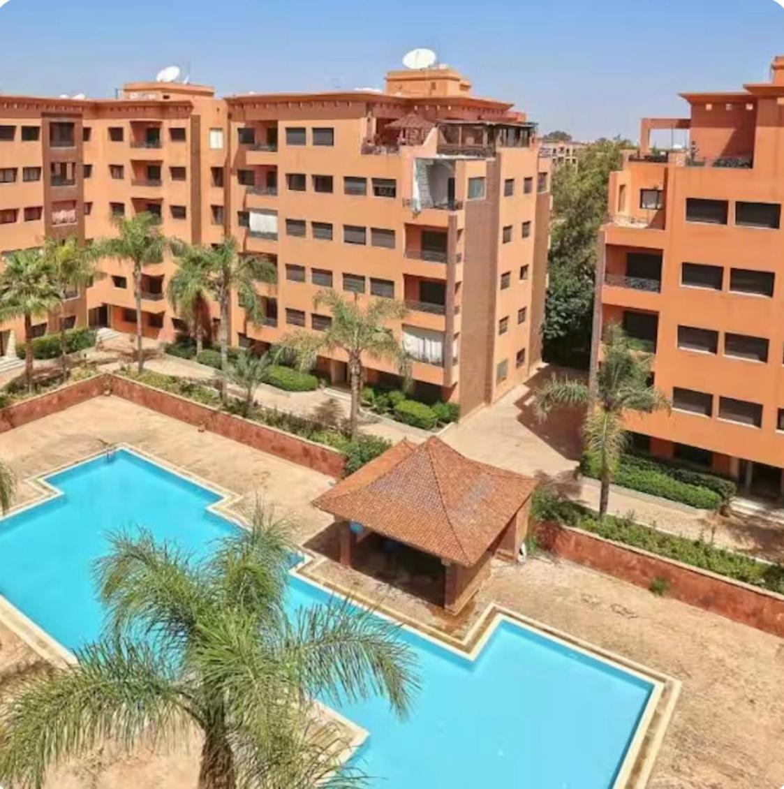 1ch Hivernage Avec Piscine Apartment *